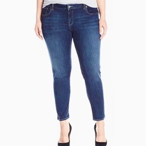 Lane Bryant High Rise Medium Wash Cropped Skinny Jeans